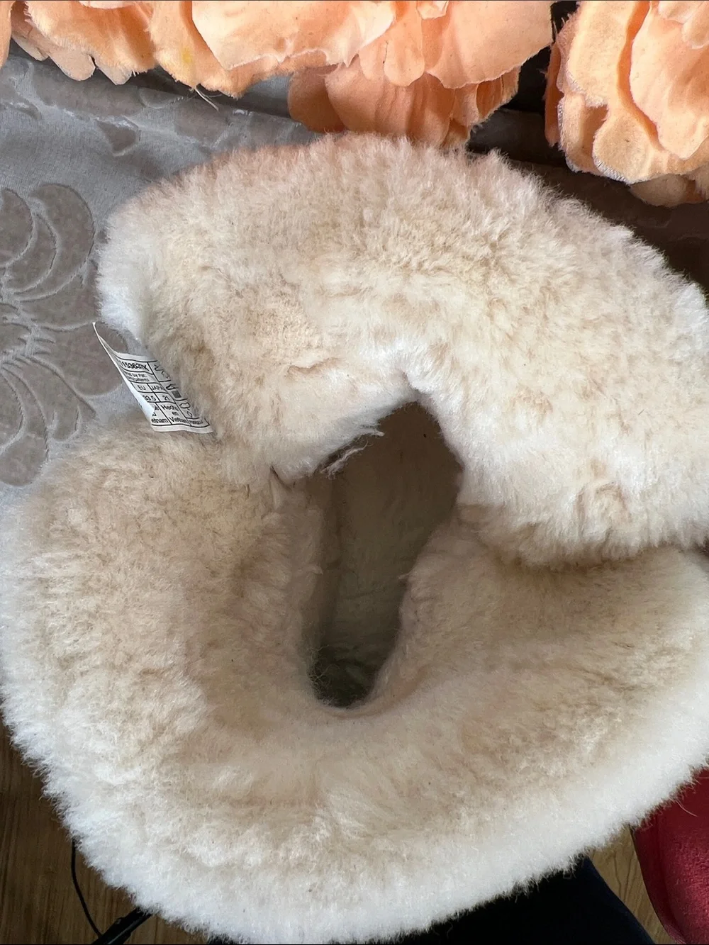 Ugg Saniya Mini Size 2
